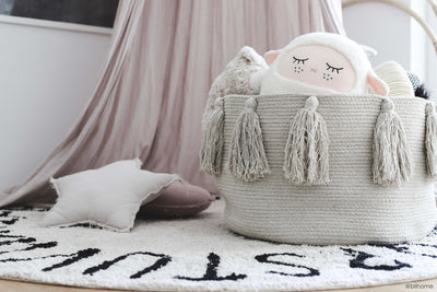 Basket Tassels Light Grey