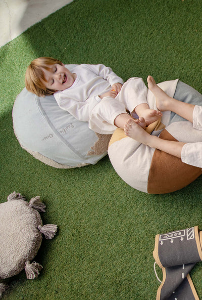 Pouf World Map