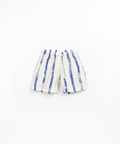 PRINTED WOVEN SHORTS