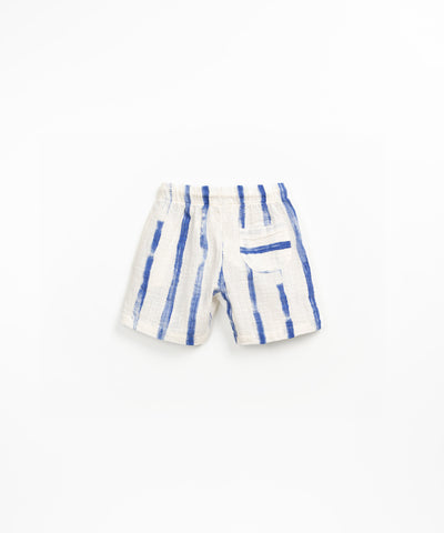 PRINTED WOVEN SHORTS