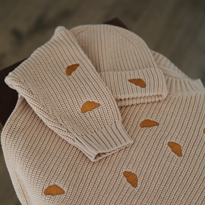 NARBONNE knit w. embroidered croissants